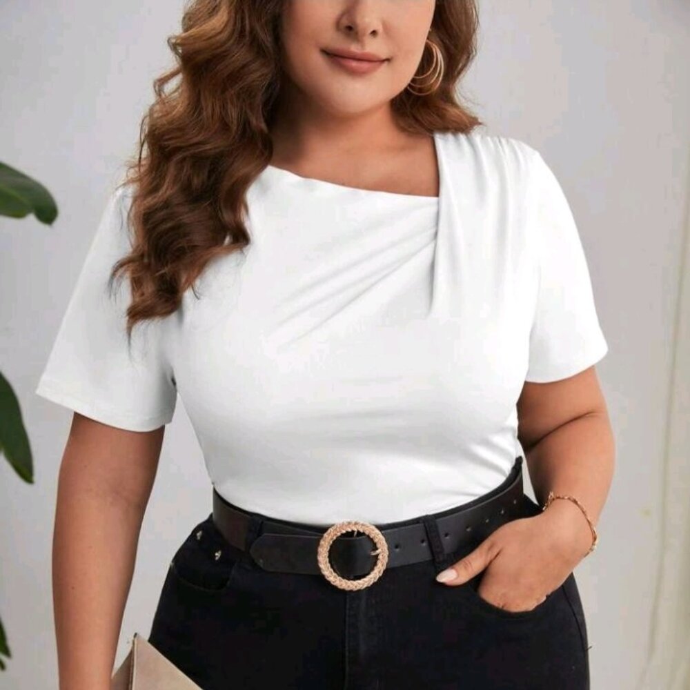 SHEIN White Short Sleeve Top